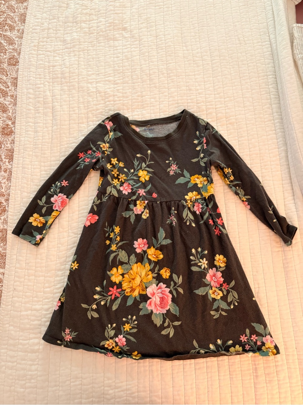 Old navy toddler5t' Floral Long-Sleeve Dress - Black with Pink & Yellow Flowers